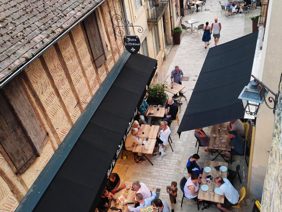 Planches Et Plonk Belvès Exterior foto